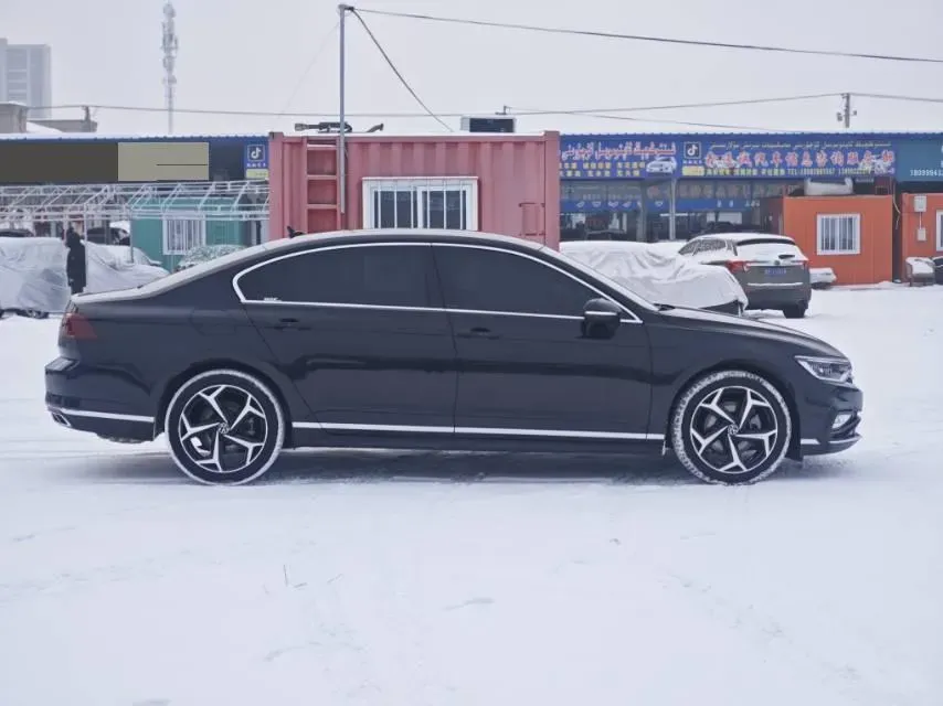 2023 Volkswagen Magotan 2.0T 186HP L4 7DCT,autocango,china used car exporter,china ev exporter,chinese used car exporter,chinese used ev exporter