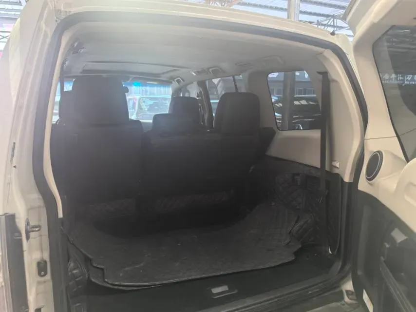 2017 Honda Jade 1.8L 141HP L4 5AT,autocango,china used car exporter,china ev exporter,chinese used car exporter,chinese used ev exporter