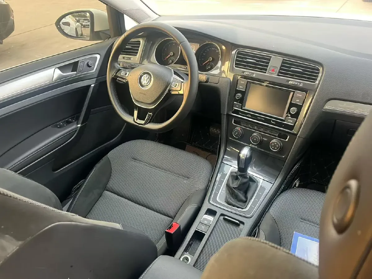 2018 Volkswagen Golf 1.6L 110HP L4 6AT,autocango,china used car exporter,china ev exporter,chinese used car exporter,chinese used ev exporter