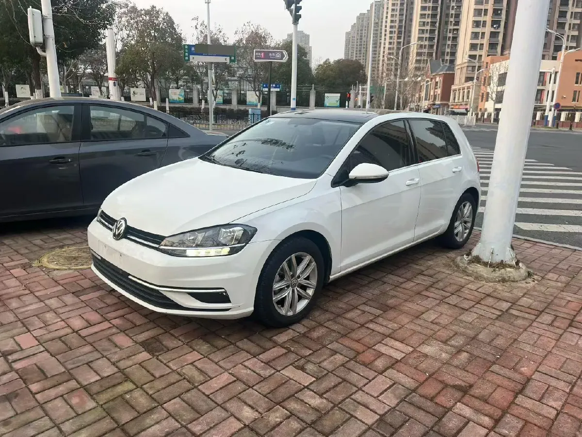 2018 Volkswagen Golf 1.6L 110HP L4 6AT,autocango,china used car exporter,china ev exporter,chinese used car exporter,chinese used ev exporter