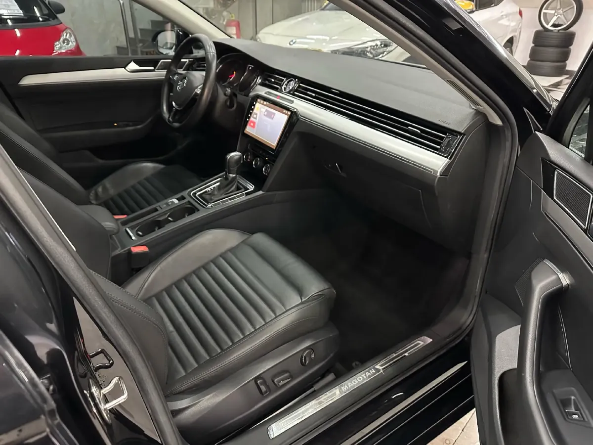 2019 Chevrolet Malibu XL 2.0T 241HP L4 9AT,autocango,china used car exporter,china ev exporter,chinese used car exporter,chinese used ev exporter