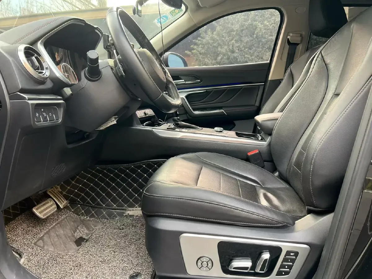 2017 WEY VV5 2.0T 197HP L4 7DCT,autocango,china used car exporter,china ev exporter,chinese used car exporter,chinese used ev exporter