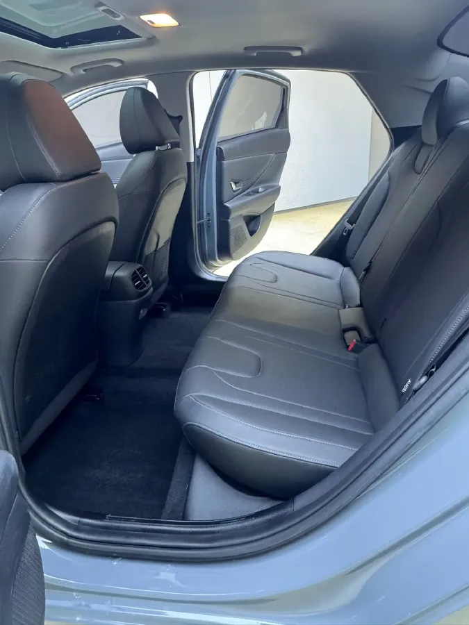 2022 Hyundai Elantra 1.5L 115HP L4 CVT,autocango,china used car exporter,china ev exporter,chinese used car exporter,chinese used ev exporter