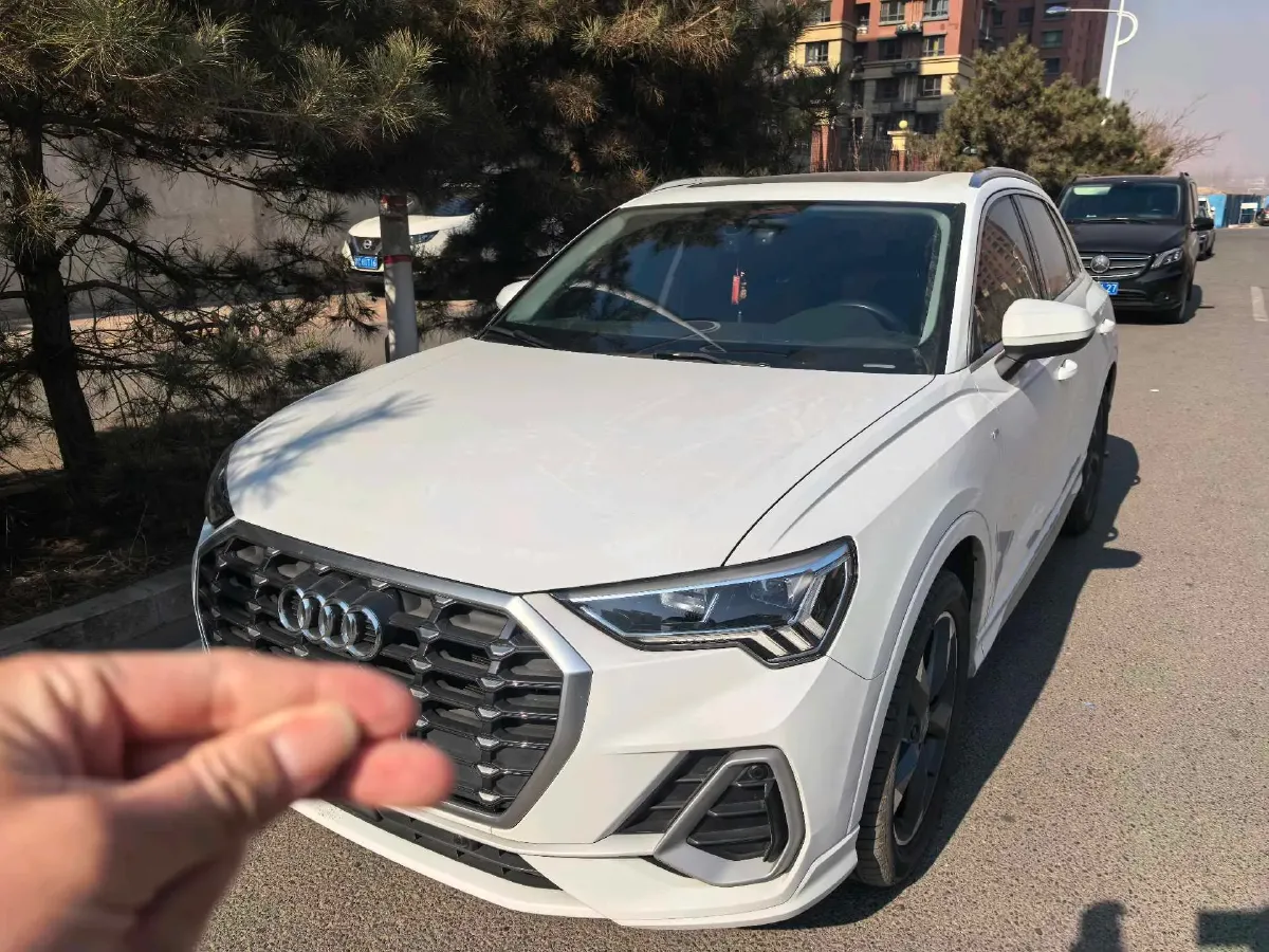 2021 Audi Q3 1.4T 150HP L4 7DCT,autocango,china used car exporter,china ev exporter,chinese used car exporter,chinese used ev exporter