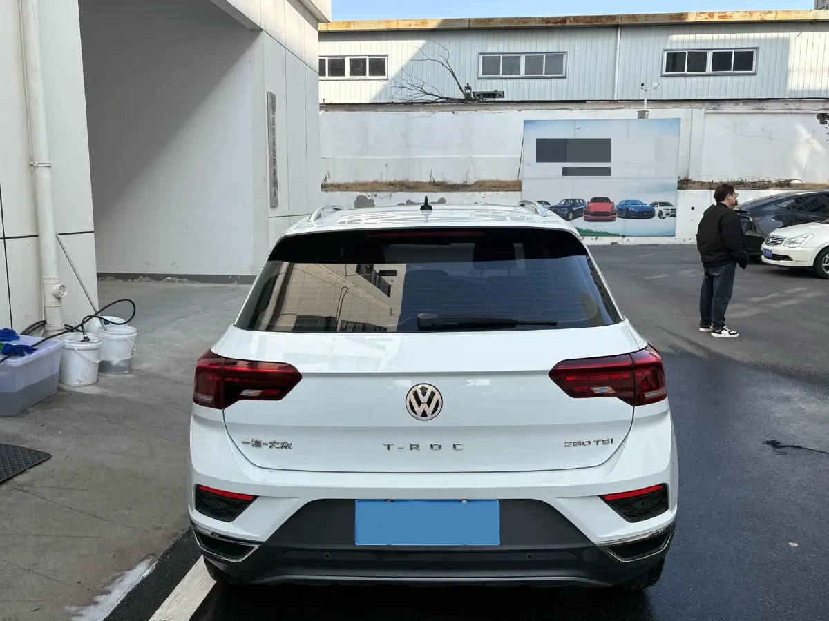 2020 Volkswagen T-Roc 1.4T 150HP L4 7DCT,autocango,china used car exporter,china ev exporter,chinese used car exporter,chinese used ev exporter