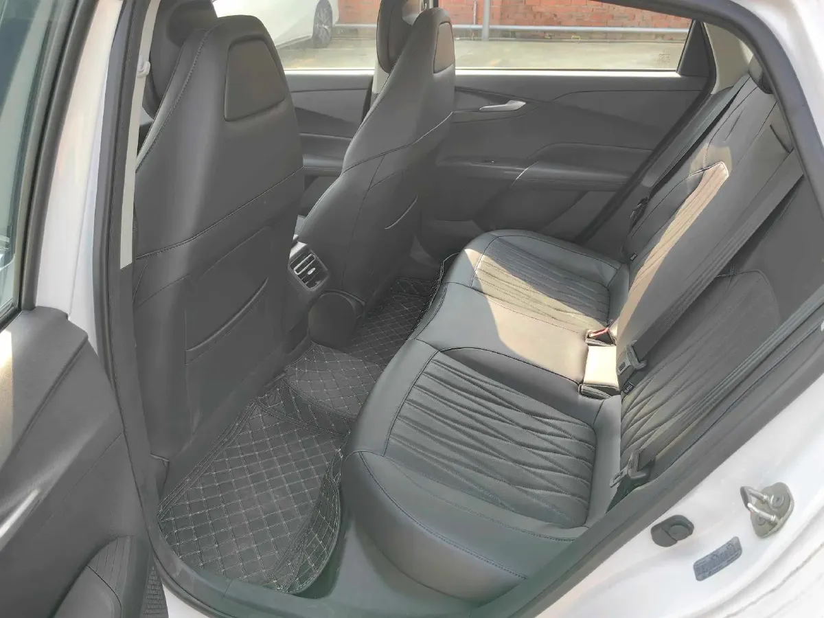 2024 ChangAn Eado 1.5T 170HP L4 7DCT,autocango,china used car exporter,china ev exporter,chinese used car exporter,chinese used ev exporter