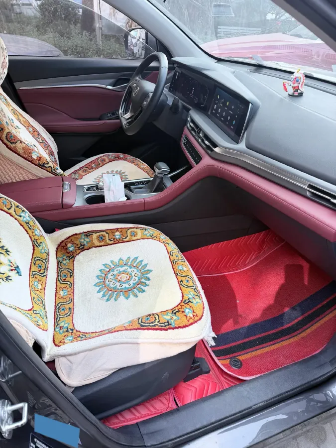 2022 ChangAn CS75 Plus 1.5T 178HP L4 6AT,autocango,china used car exporter,china ev exporter,chinese used car exporter,chinese used ev exporter