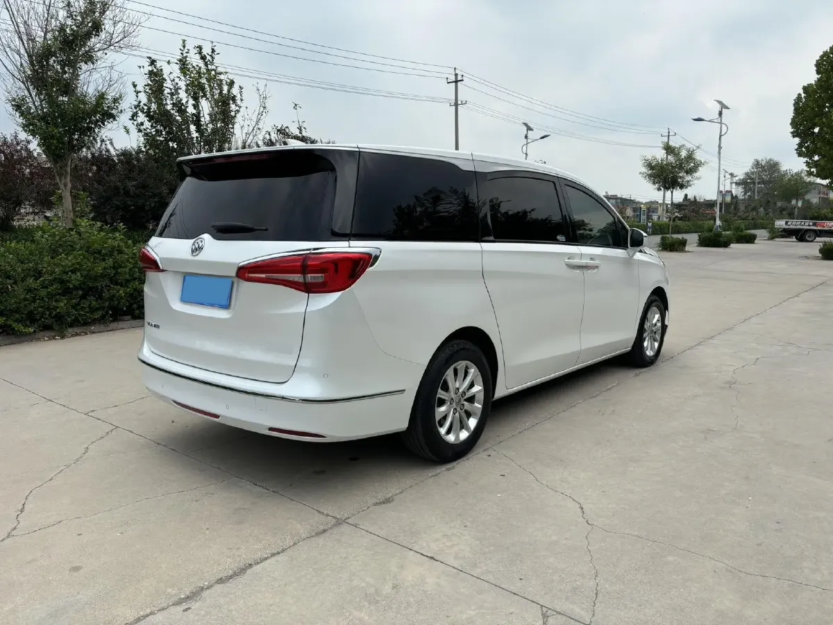 2018 Buick GL8 2.0T 260HP L4 6AT,autocango,china used car exporter,china ev exporter,chinese used car exporter,chinese used ev exporter