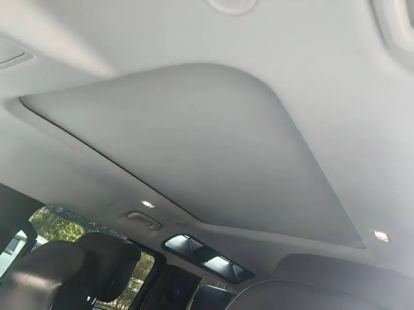 2022 Land Rover Defender 3.0T 400HP L6 8AT,autocango,china used car exporter,china ev exporter,chinese used car exporter,chinese used ev exporter