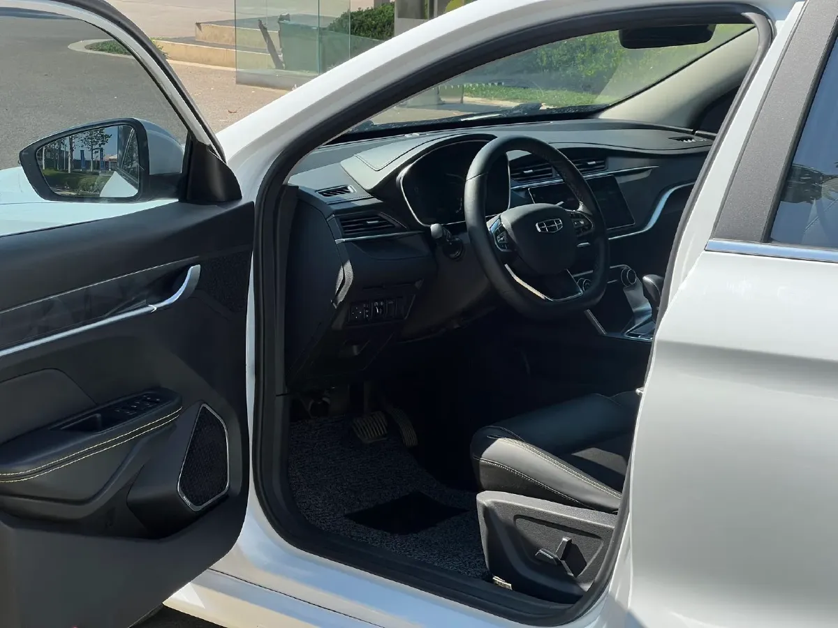 2021 Geely Binray 1.4T 141HP L4 CVT,autocango,china used car exporter,china ev exporter,chinese used car exporter,chinese used ev exporter