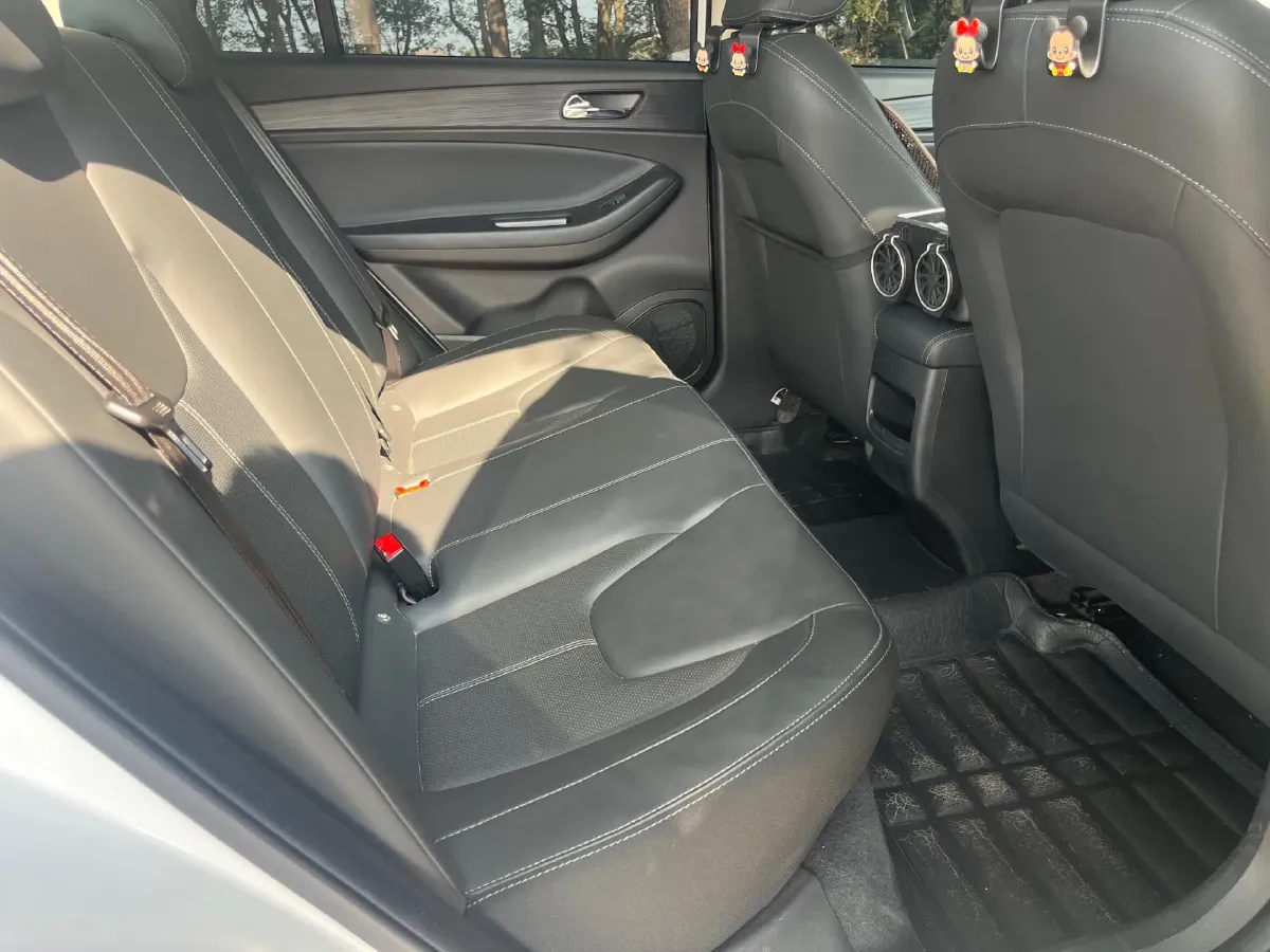 2021 Chery Arrizo 5 1.5L 116HP L4 5MT,autocango,china used car exporter,china ev exporter,chinese used car exporter,chinese used ev exporter