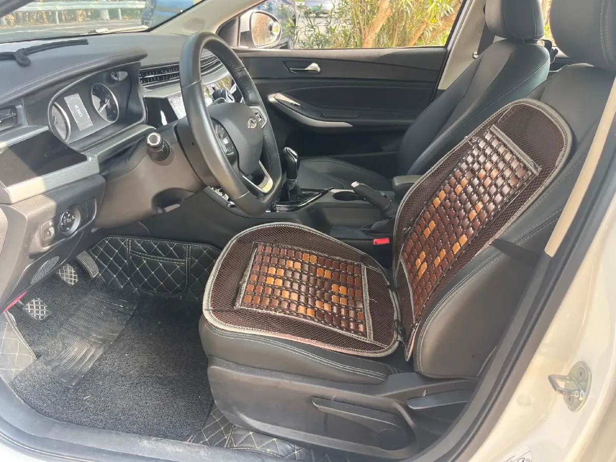 2021 Chery Arrizo 5 1.5L 116HP L4 5MT,autocango,china used car exporter,china ev exporter,chinese used car exporter,chinese used ev exporter