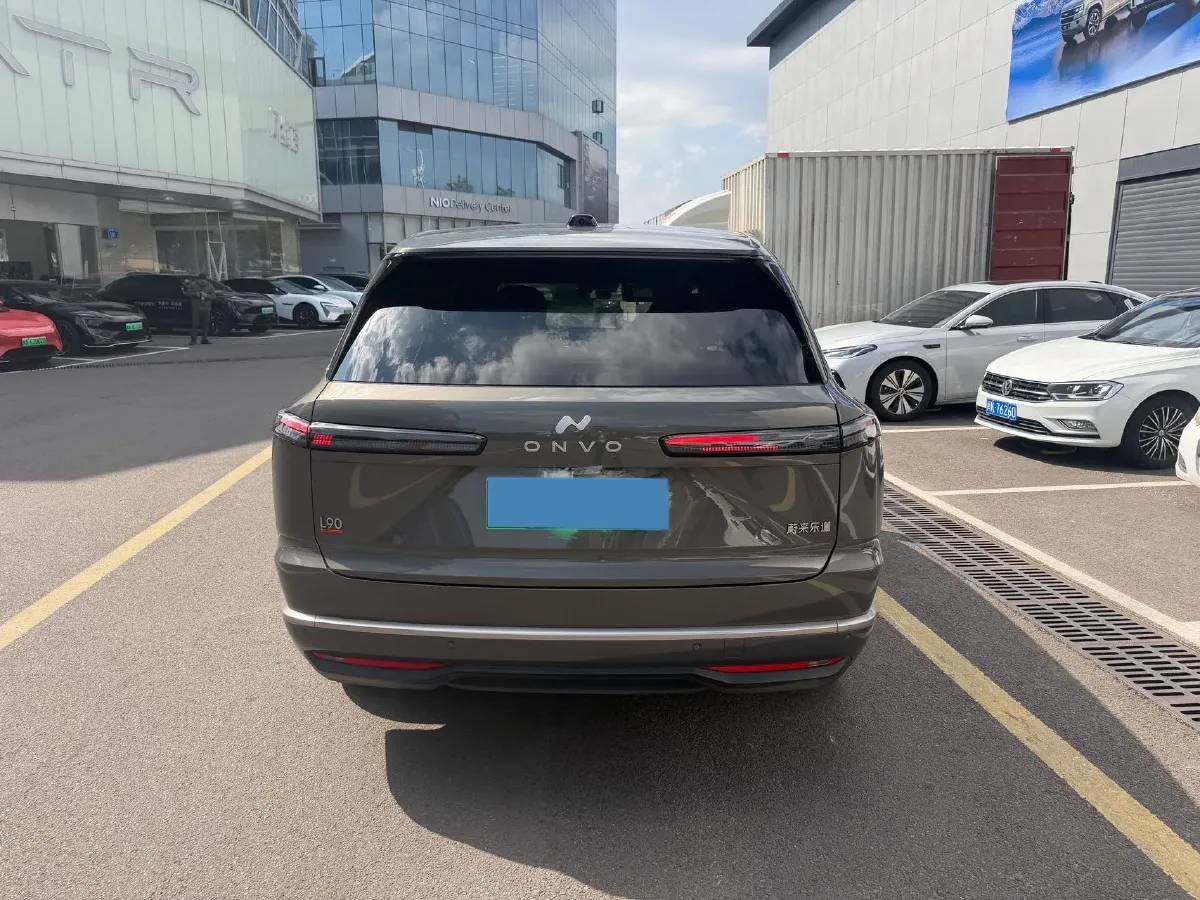 2025 ONVO L90 BEV,autocango,china used car exporter,china ev exporter,chinese used car exporter,chinese used ev exporter