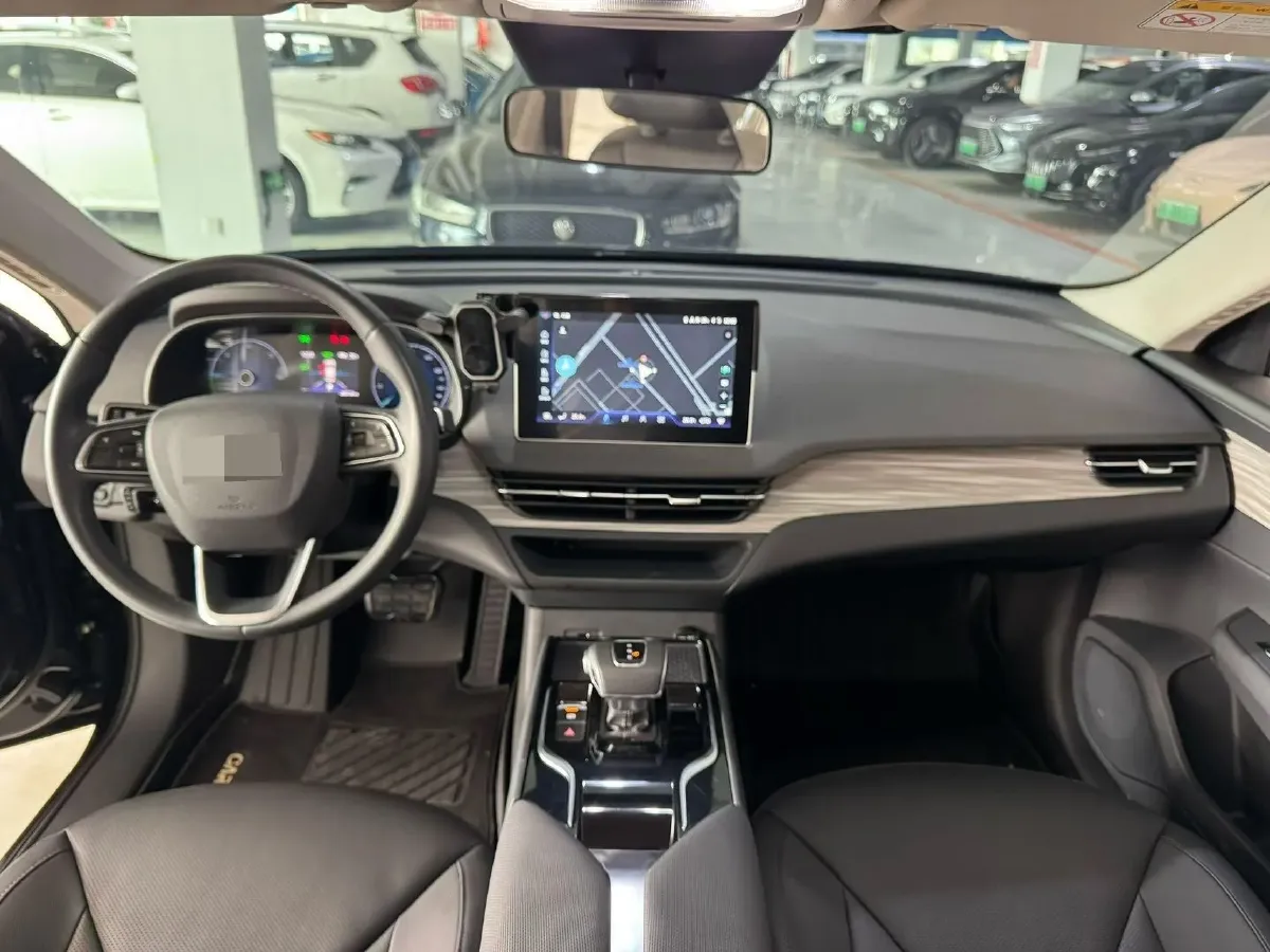 2024 HongQi E-QM5 BEV 72KWH,autocango,china used car exporter,china ev exporter,chinese used car exporter,chinese used ev exporter