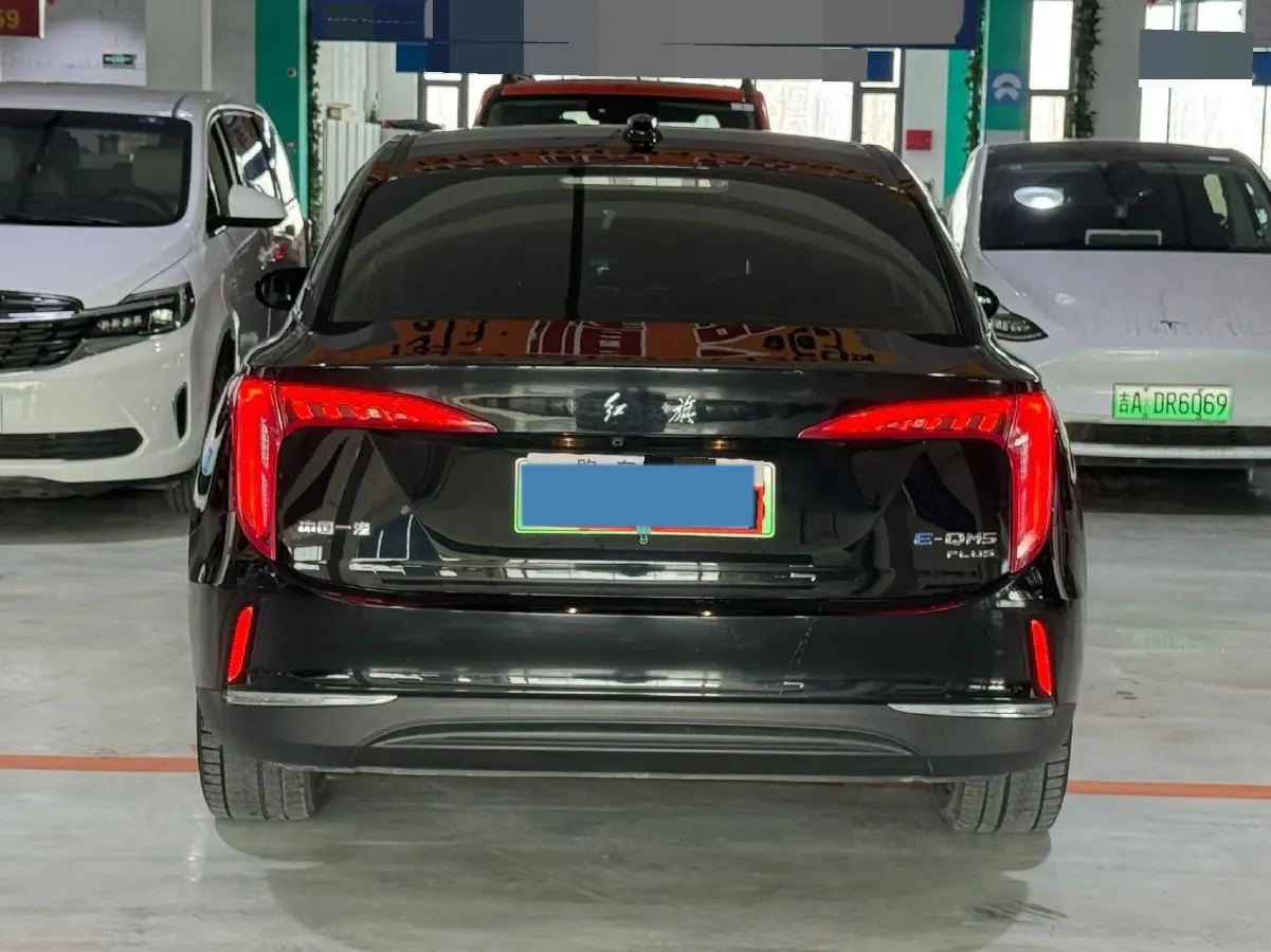 2024 HongQi E-QM5 BEV 72KWH,autocango,china used car exporter,china ev exporter,chinese used car exporter,chinese used ev exporter