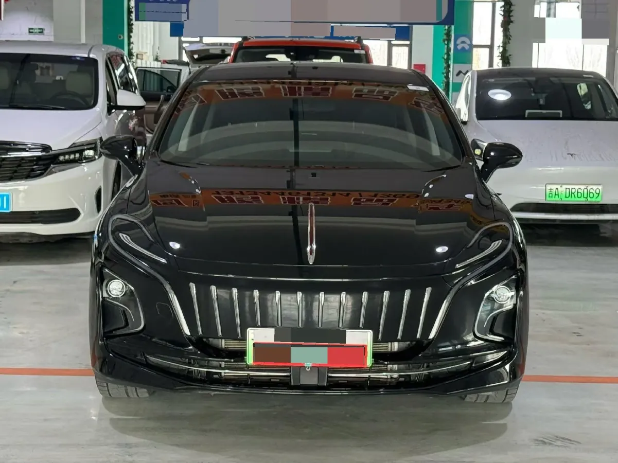 2024 HongQi E-QM5 BEV 72KWH,autocango,china used car exporter,china ev exporter,chinese used car exporter,chinese used ev exporter