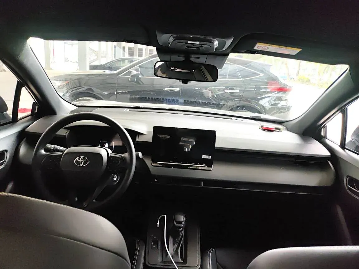 2026 Toyota Corolla Cross 2.0L 171HP L4 CVT,autocango,china used car exporter,china ev exporter,chinese used car exporter,chinese used ev exporter