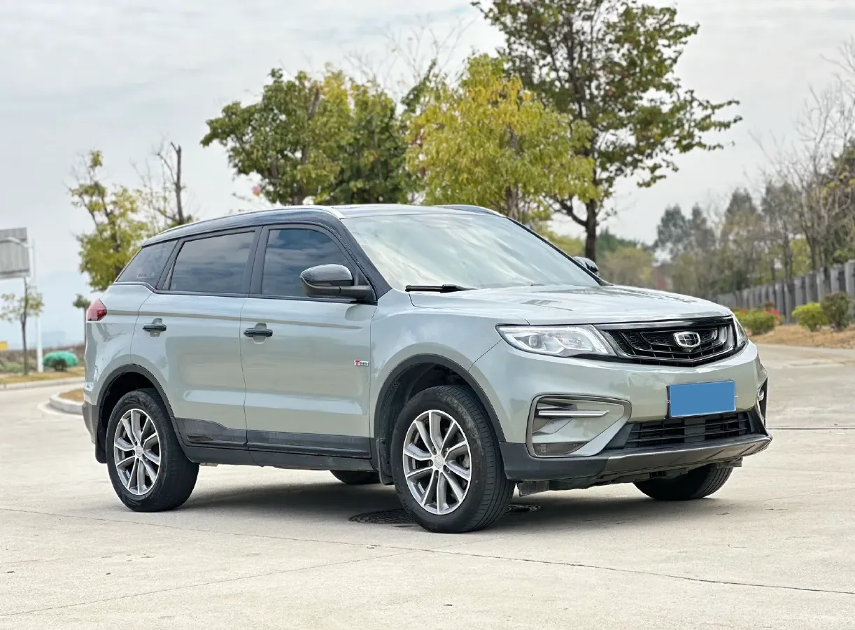 2020 Roewe i6 1.5T 169HP L4 7DCT,autocango,china used car exporter,china ev exporter,chinese used car exporter,chinese used ev exporter