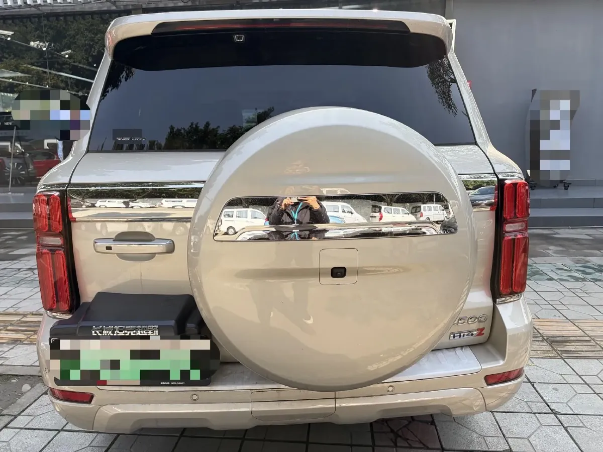 2025 Tank 500 2.0T 252HP L4 3DHT PHEV 59.05KWH,autocango,china used car exporter,china ev exporter,chinese used car exporter,chinese used ev exporter
