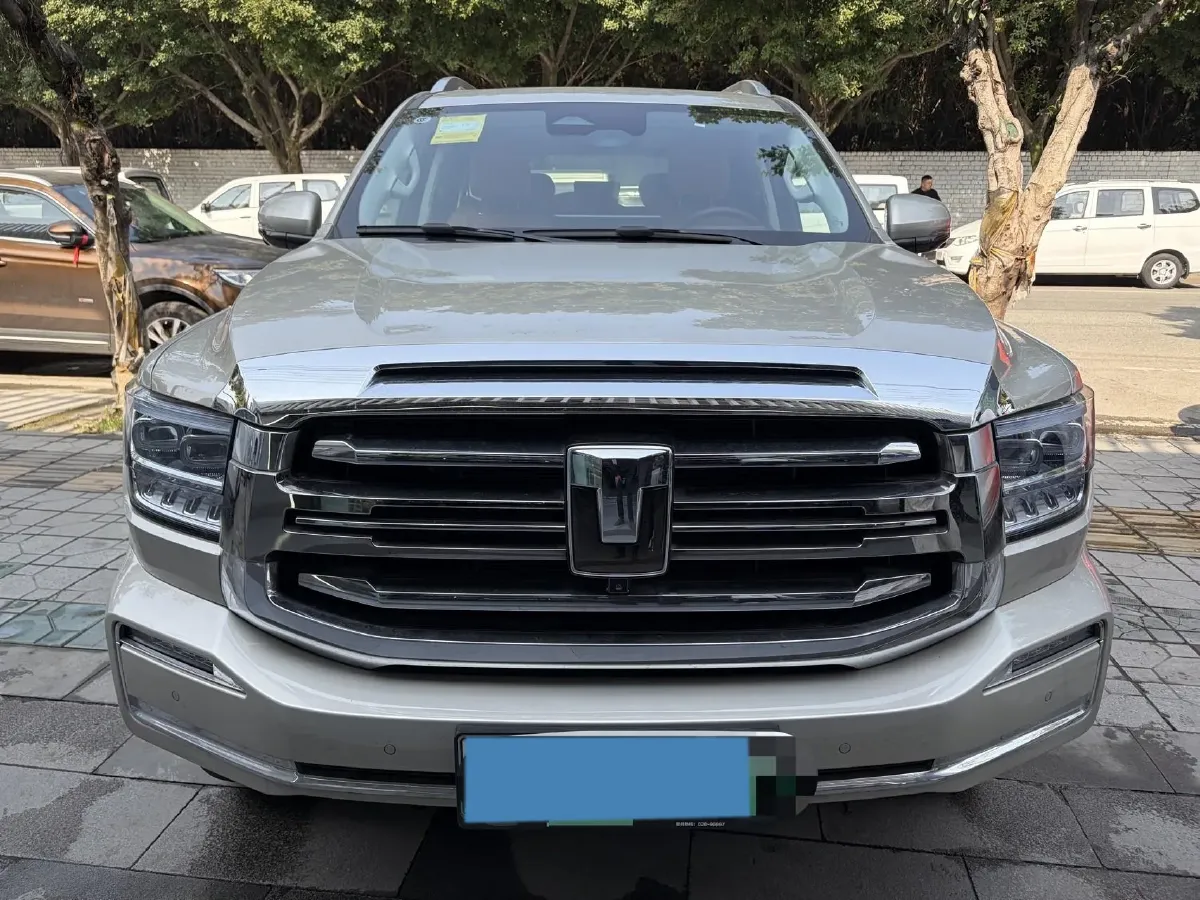 2025 Tank 500 2.0T 252HP L4 3DHT PHEV 59.05KWH,autocango,china used car exporter,china ev exporter,chinese used car exporter,chinese used ev exporter