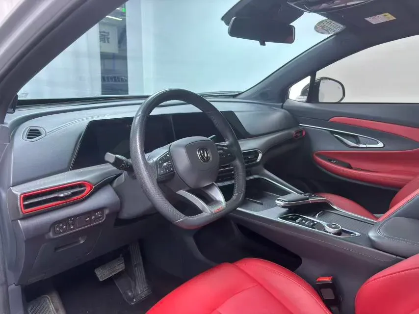 2020 ChangAn UNI-T 1.5T 180HP L4 7DCT,autocango,china used car exporter,china ev exporter,chinese used car exporter,chinese used ev exporter