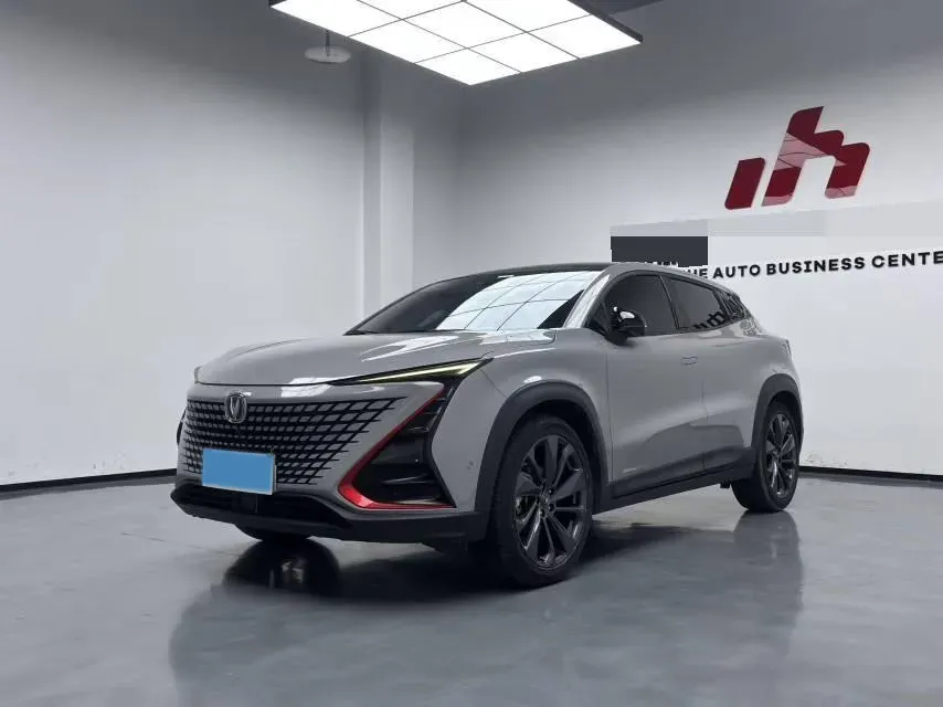 2020 ChangAn UNI-T 1.5T 180HP L4 7DCT,autocango,china used car exporter,china ev exporter,chinese used car exporter,chinese used ev exporter