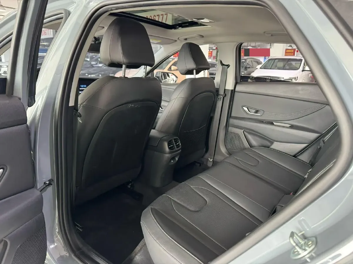 2021 Hyundai Elantra 1.5L 115HP L4 CVT,autocango,china used car exporter,china ev exporter,chinese used car exporter,chinese used ev exporter