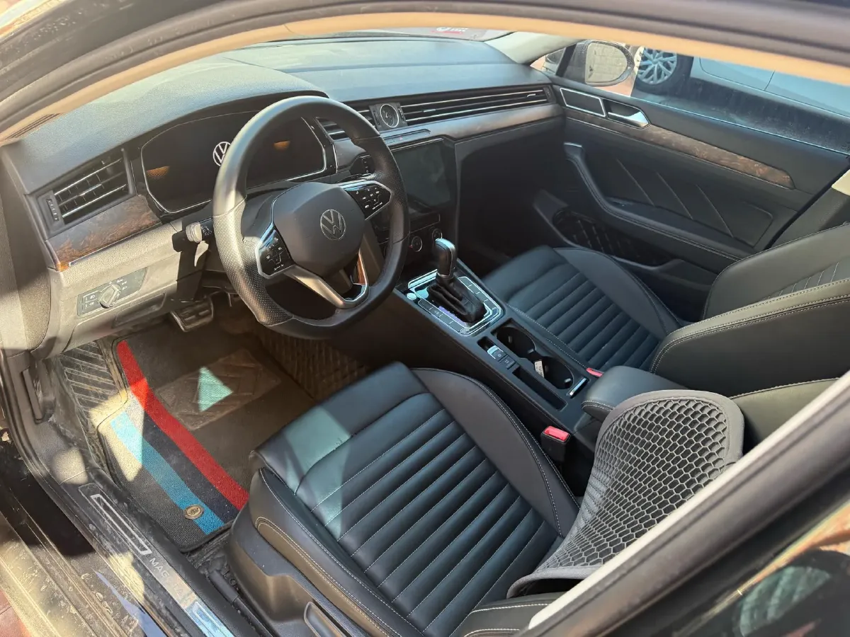 2023 Volkswagen Magotan 1.4T 150HP L4 7DCT,autocango,china used car exporter,china ev exporter,chinese used car exporter,chinese used ev exporter