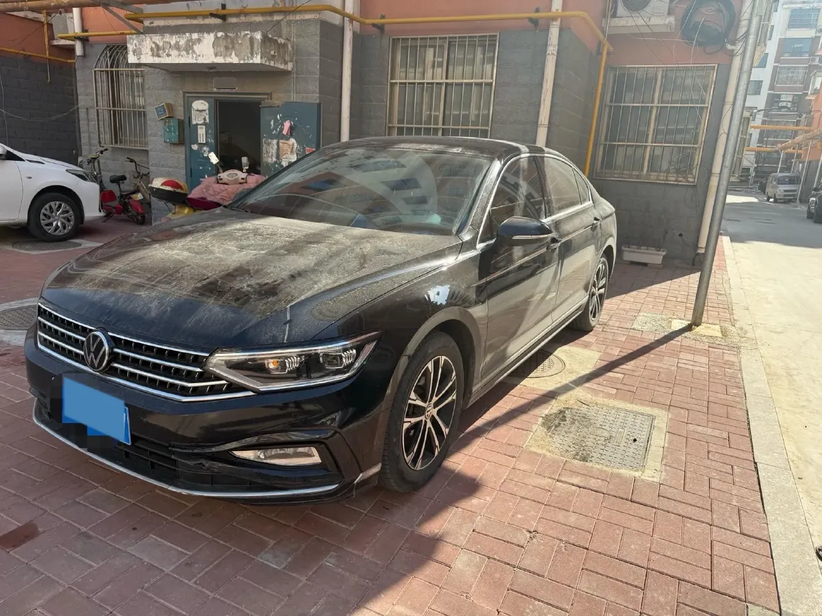 2023 Volkswagen Magotan 1.4T 150HP L4 7DCT,autocango,china used car exporter,china ev exporter,chinese used car exporter,chinese used ev exporter