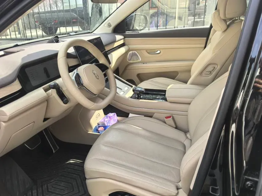 2024 AITO AITO M7 1.5T 152HP L4 REEV 42KWH,autocango,china used car exporter,china ev exporter,chinese used car exporter,chinese used ev exporter