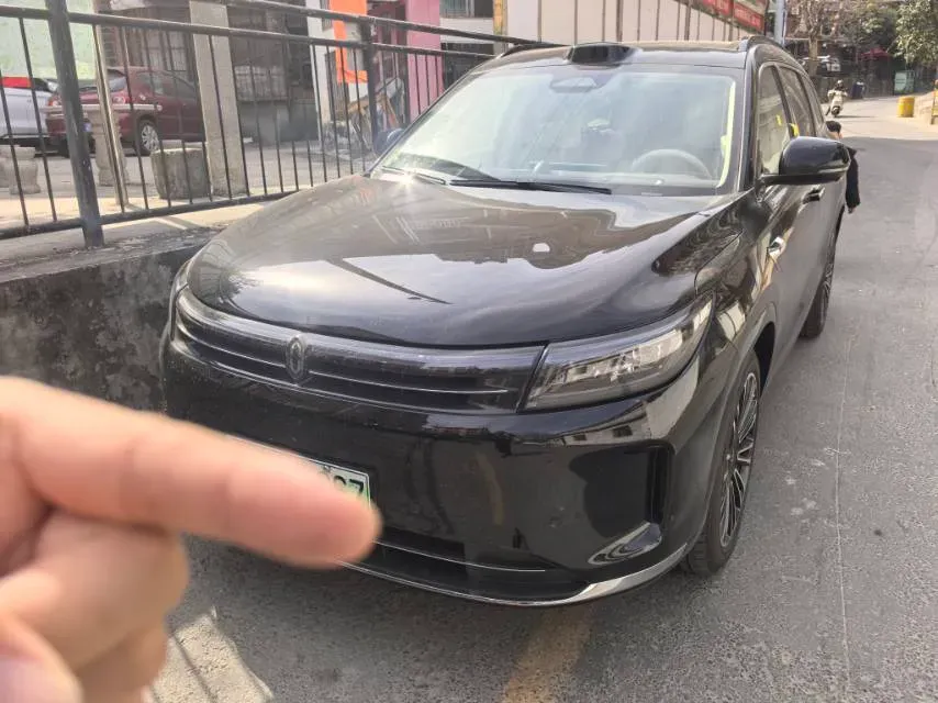 2024 AITO AITO M7 1.5T 152HP L4 REEV 42KWH,autocango,china used car exporter,china ev exporter,chinese used car exporter,chinese used ev exporter