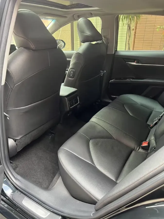 2021 Toyota Camry 2.0L 178HP L4 CVT,autocango,china used car exporter,china ev exporter,chinese used car exporter,chinese used ev exporter