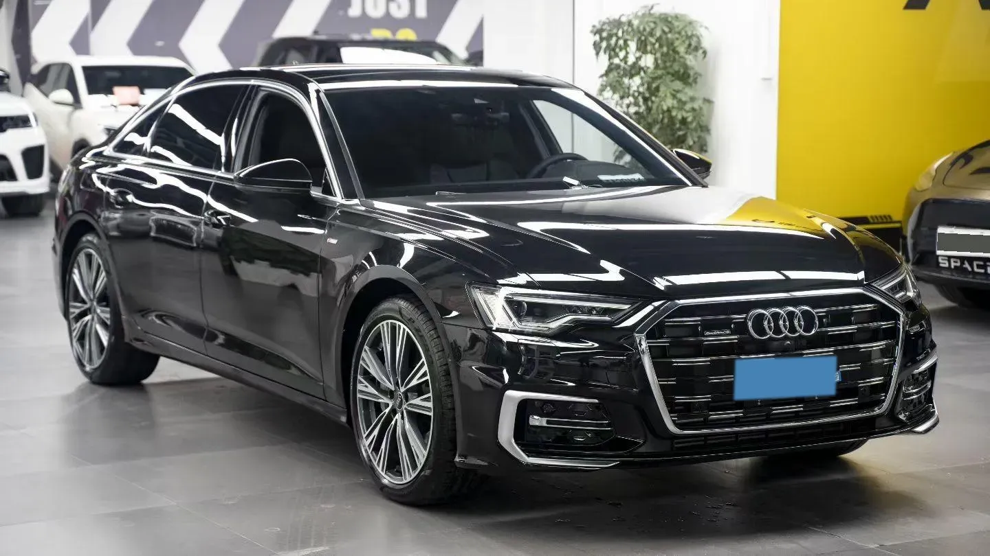 2025 Audi A6L 3.0T 340HP V6 7DCT,autocango,china used car exporter,china ev exporter,chinese used car exporter,chinese used ev exporter