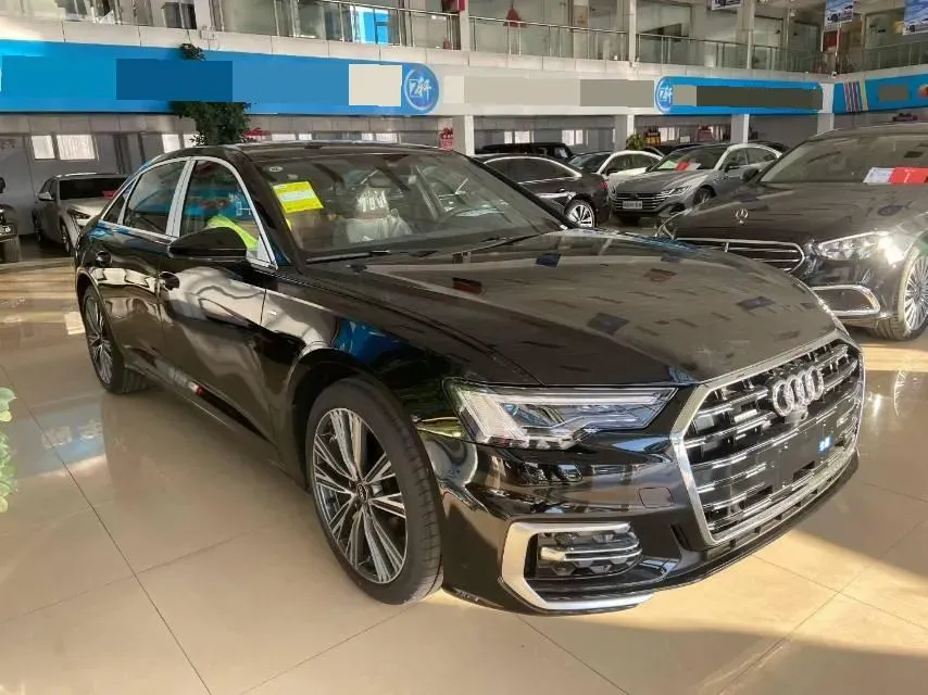 2026 Audi A6L 2.0T 245HP L4 7DCT,autocango,china used car exporter,china ev exporter,chinese used car exporter,chinese used ev exporter