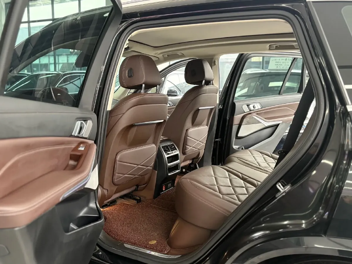 2022 BMW X5 2.0T 245HP L4 8AT,autocango,china used car exporter,china ev exporter,chinese used car exporter,chinese used ev exporter