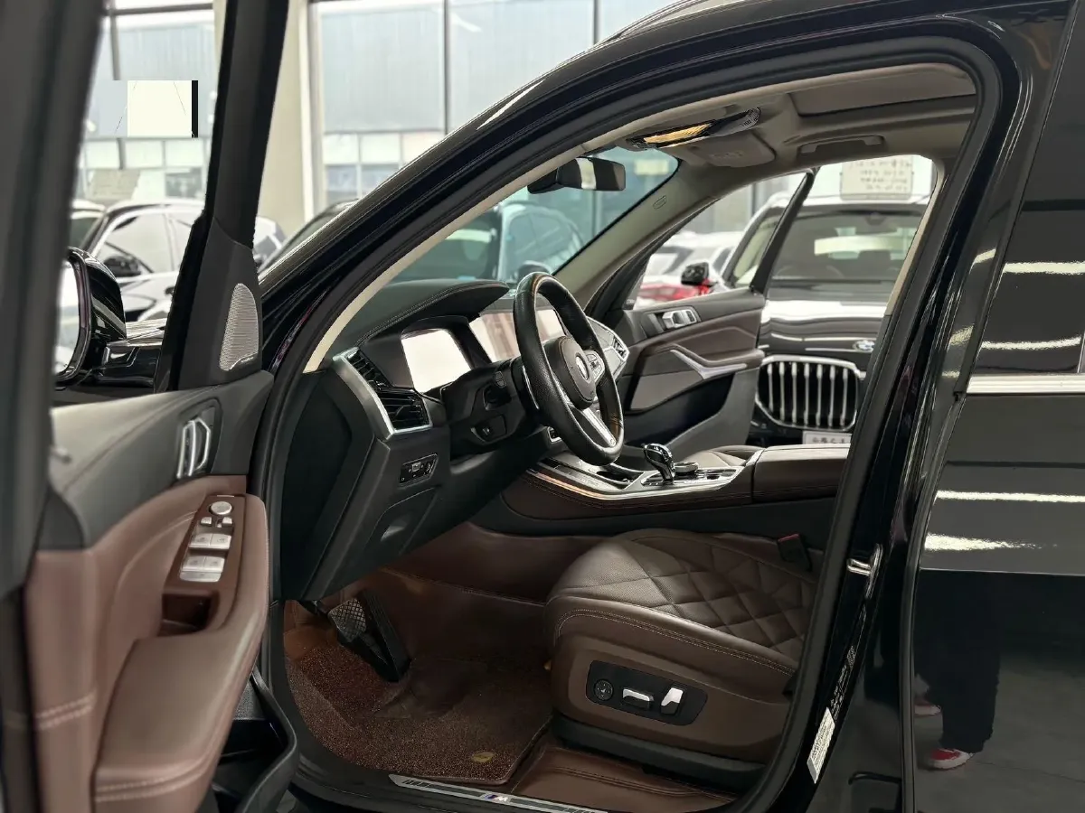 2022 BMW X5 2.0T 245HP L4 8AT,autocango,china used car exporter,china ev exporter,chinese used car exporter,chinese used ev exporter