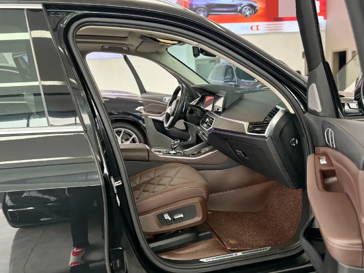 2022 BMW X5 2.0T 245HP L4 8AT,autocango,china used car exporter,china ev exporter,chinese used car exporter,chinese used ev exporter