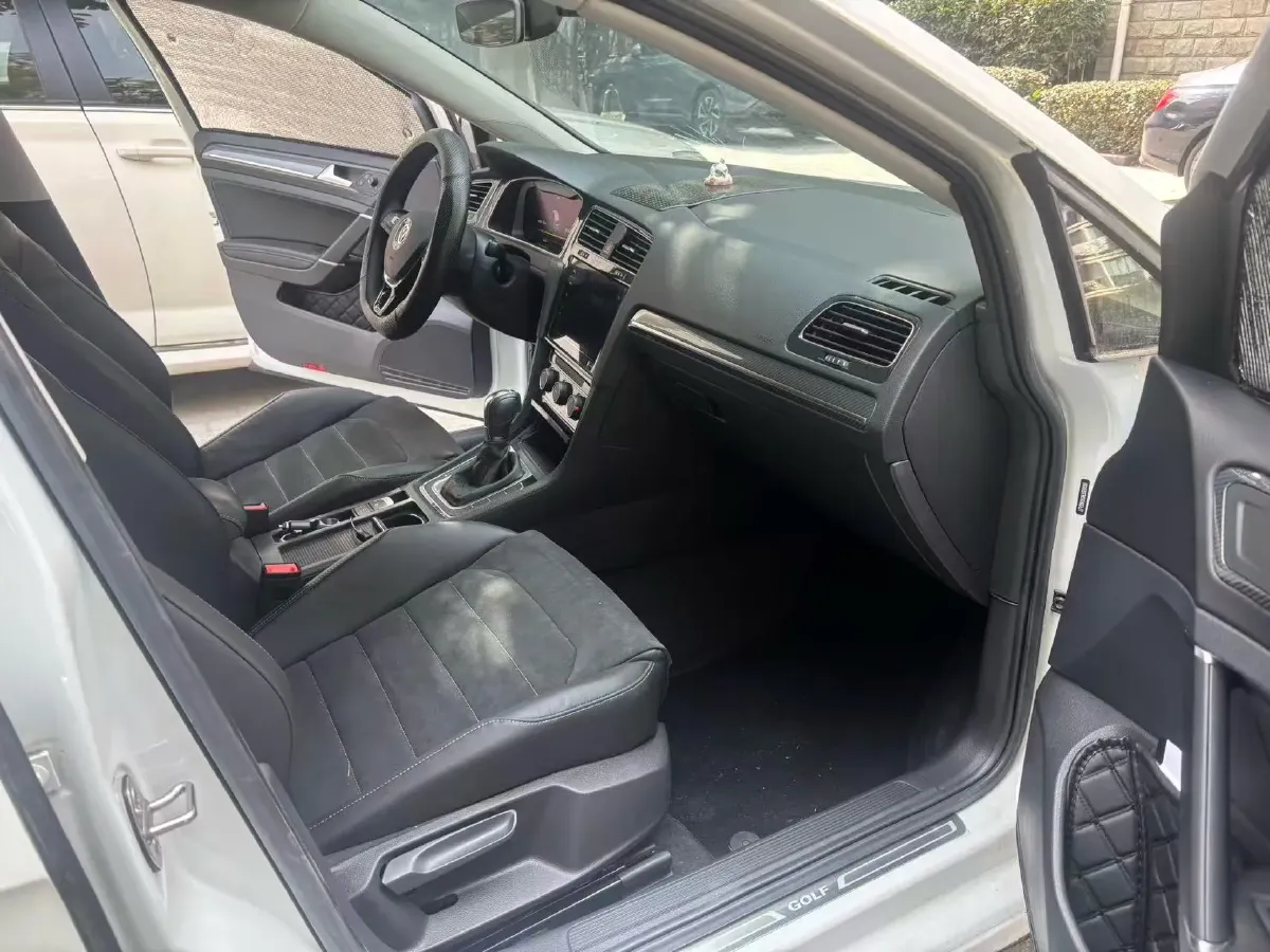 2020 Volkswagen Golf 1.4T 150HP L4 7DCT,autocango,china used car exporter,china ev exporter,chinese used car exporter,chinese used ev exporter