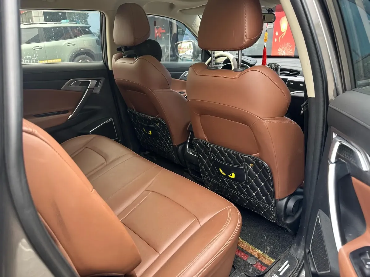 2021 Ford Escort 1.5L 122HP L3 6AT,autocango,china used car exporter,china ev exporter,chinese used car exporter,chinese used ev exporter