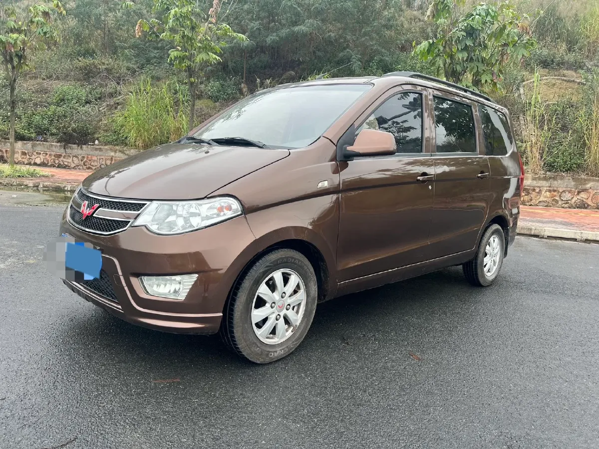 2016 WuLing HongGuang 1.5L 112HP L4 5MT,autocango,china used car exporter,china ev exporter,chinese used car exporter,chinese used ev exporter