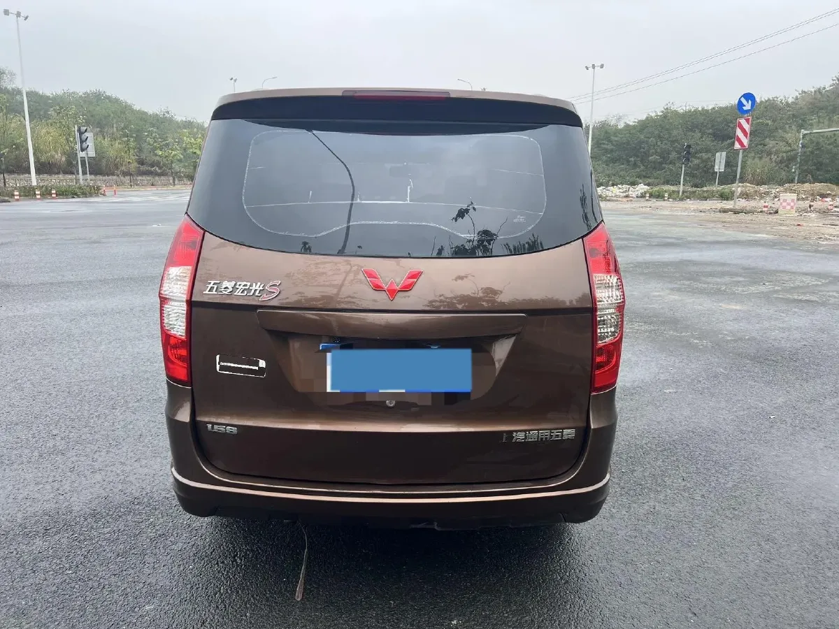 2016 WuLing HongGuang 1.5L 112HP L4 5MT,autocango,china used car exporter,china ev exporter,chinese used car exporter,chinese used ev exporter