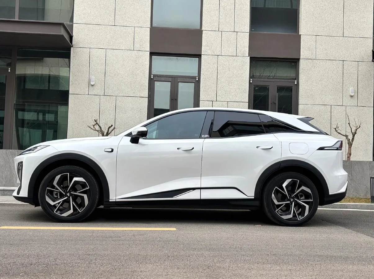 2024 Deepal S07 BEV 68.82KWH,autocango,china used car exporter,china ev exporter,chinese used car exporter,chinese used ev exporter