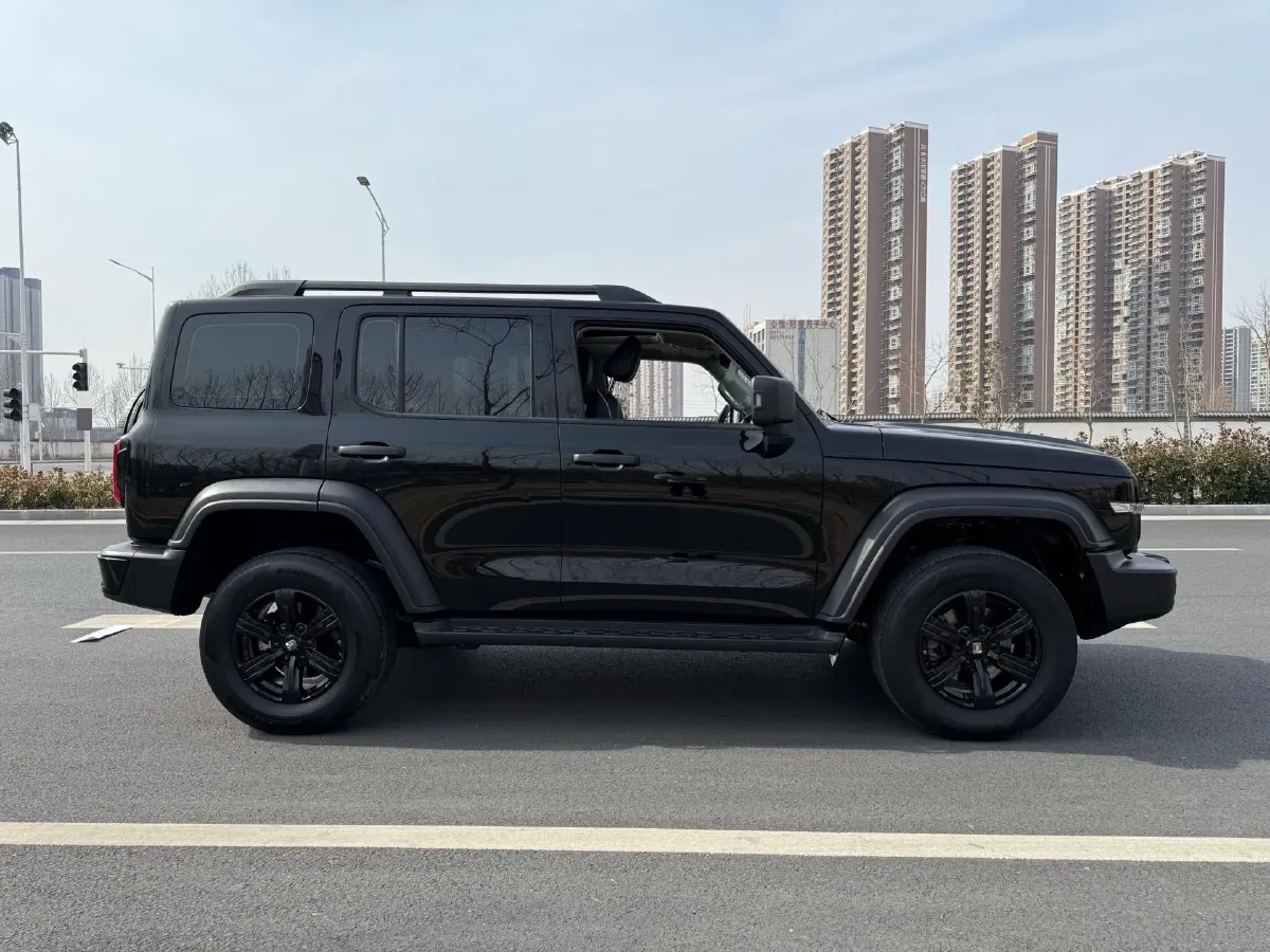 2024 Tank 300 2.0T 227HP L4 8AT,autocango,china used car exporter,china ev exporter,chinese used car exporter,chinese used ev exporter