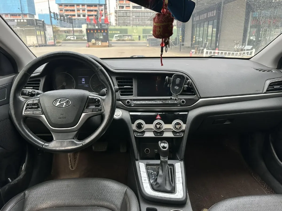 2019 Hyundai Elantra 1.5L 115HP L4 CVT,autocango,china used car exporter,china ev exporter,chinese used car exporter,chinese used ev exporter