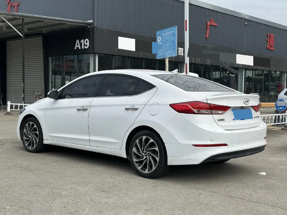 2019 Hyundai Elantra 1.5L 115HP L4 CVT,autocango,china used car exporter,china ev exporter,chinese used car exporter,chinese used ev exporter