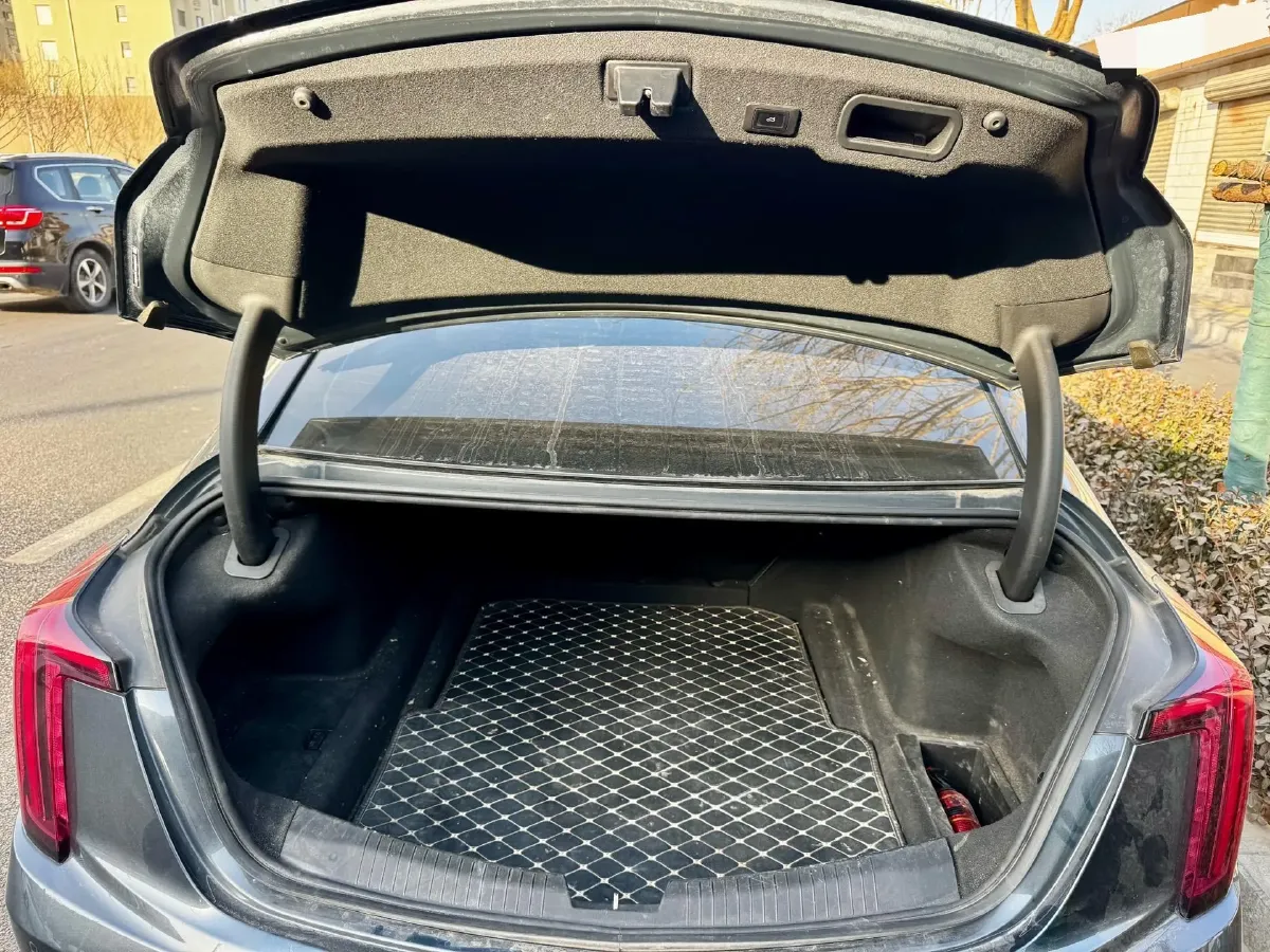 2022 Cadillac CT5 2.0T 237HP L4 10AT,autocango,china used car exporter,china ev exporter,chinese used car exporter,chinese used ev exporter