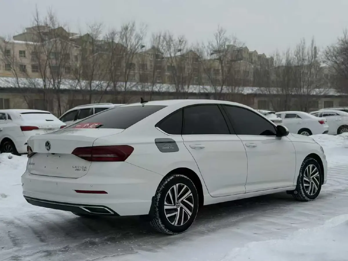 2022 Volkswagen T-Roc 1.4T 150HP L4 7DCT,autocango,china used car exporter,china ev exporter,chinese used car exporter,chinese used ev exporter