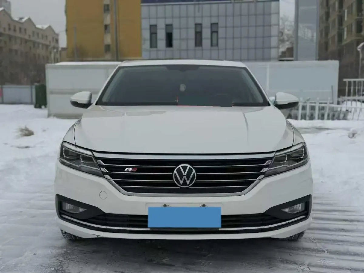 2022 Volkswagen T-Roc 1.4T 150HP L4 7DCT,autocango,china used car exporter,china ev exporter,chinese used car exporter,chinese used ev exporter