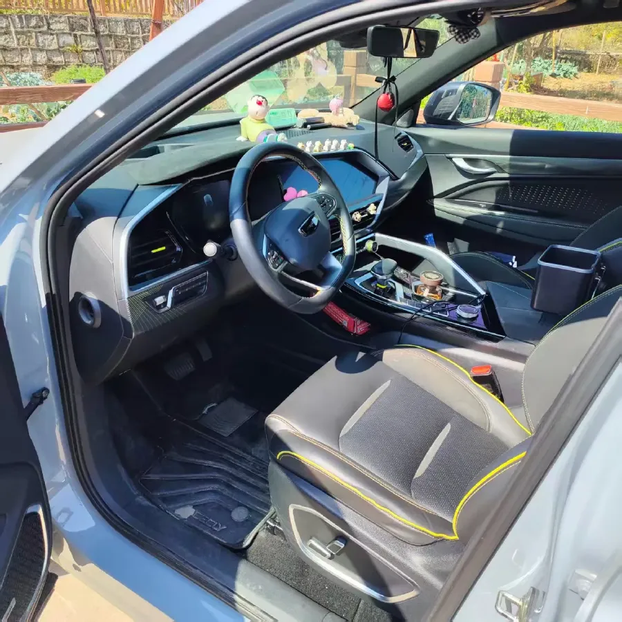 2021 Geely Tugella 2.0T 238HP L4 8AT,autocango,china used car exporter,china ev exporter,chinese used car exporter,chinese used ev exporter