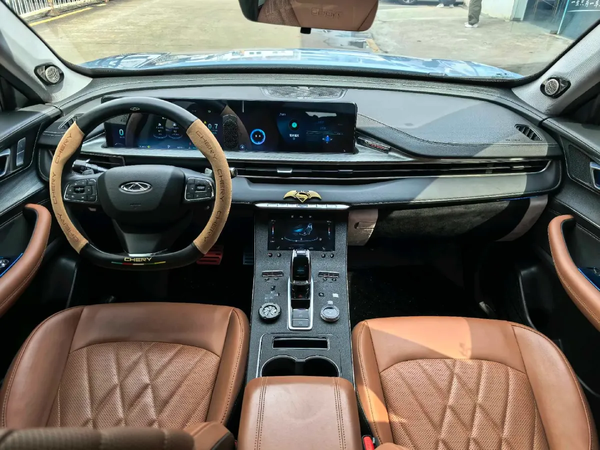 2021 Chery Tiggo 8 2.0T 254HP L4 7DCT,autocango,china used car exporter,china ev exporter,chinese used car exporter,chinese used ev exporter